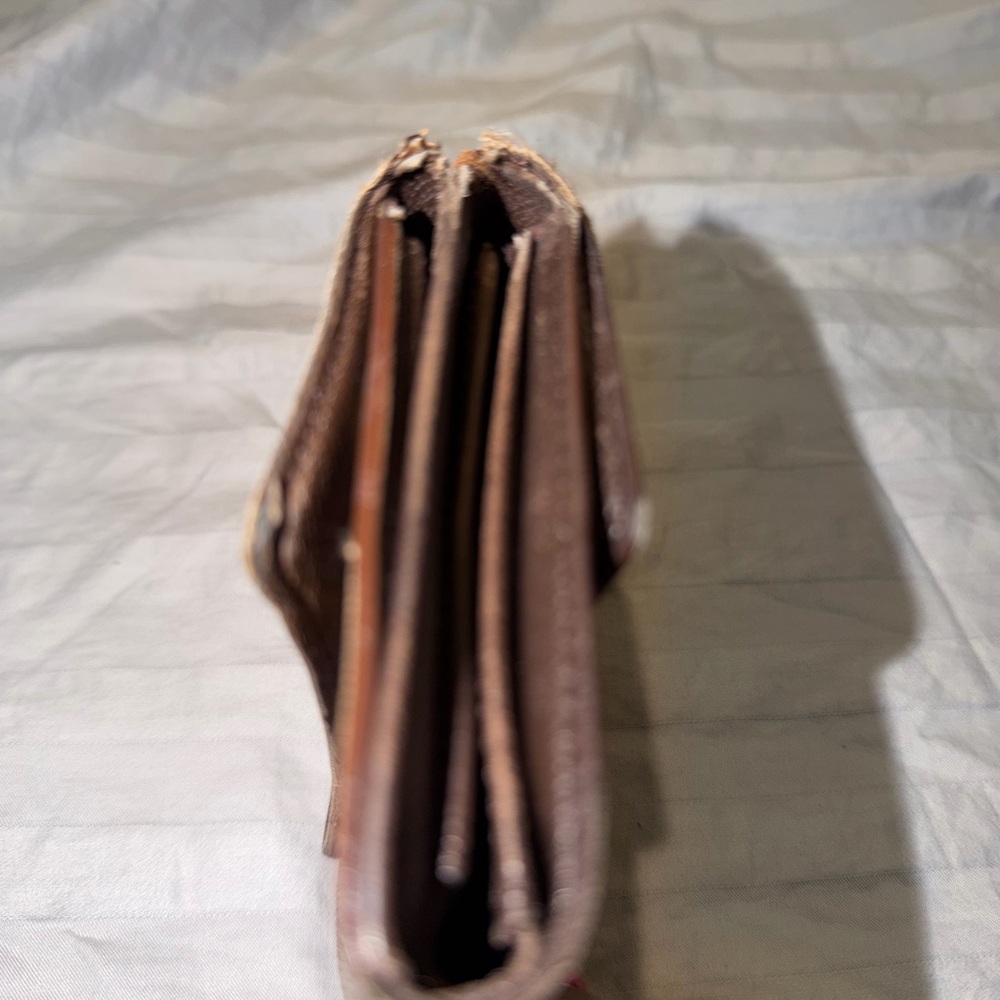 Louis Vuitton Brown Checkered Wallet - Picture 10 of 12
